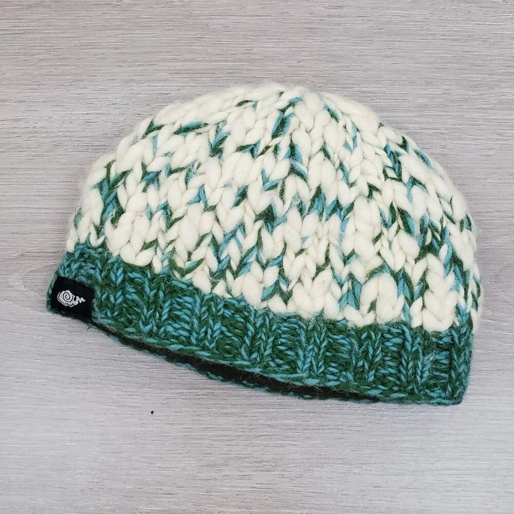 Everest Designs children's knit fleece-lined beanie